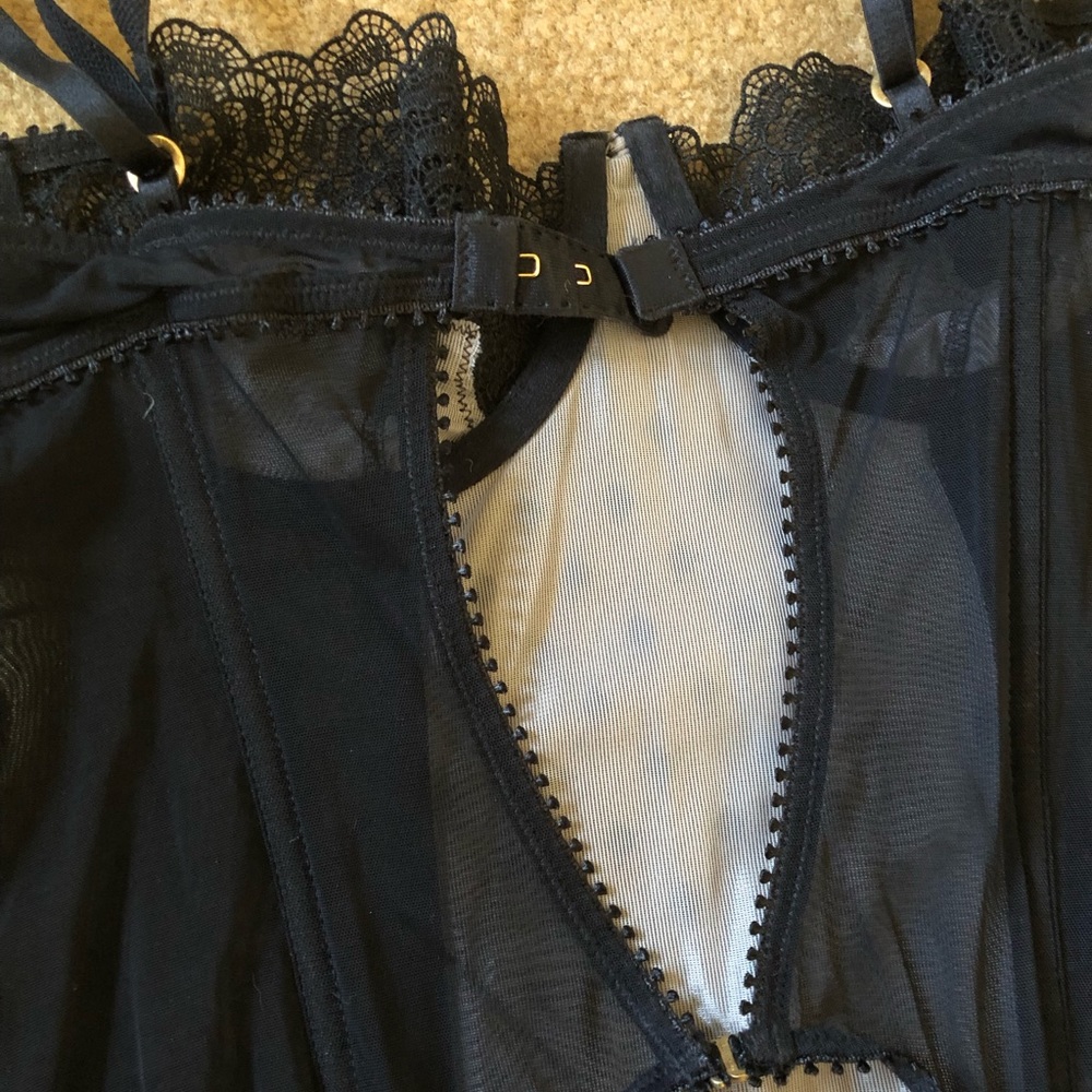 VIctoria’s Secret Corset with Garters - 36B - black polka dot - sheer stretch - Picture 4 of 7